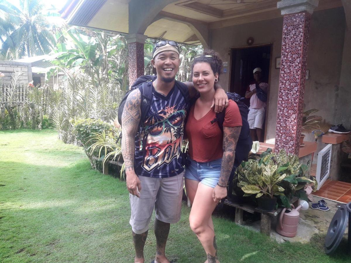 Lhoyjean Garden Hostel Batuan 외부 사진