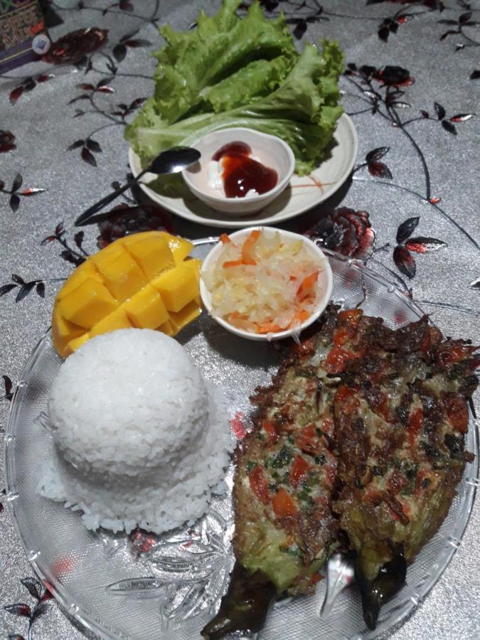 Lhoyjean Garden Hostel Batuan 외부 사진