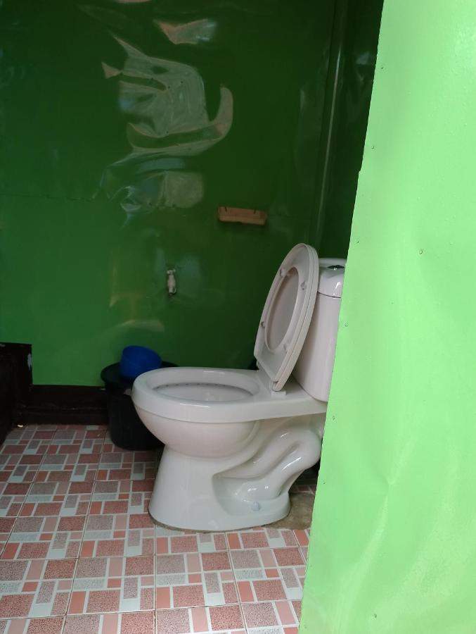 Lhoyjean Garden Hostel Batuan 외부 사진