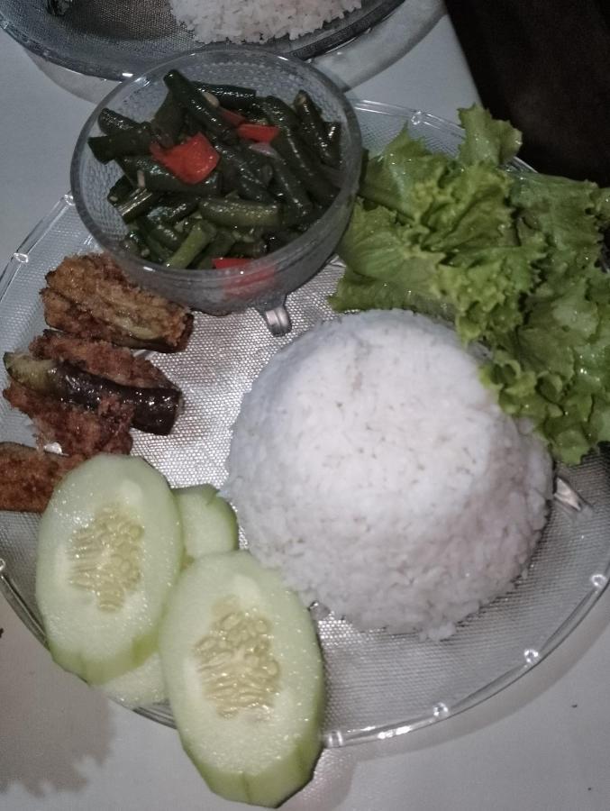 Lhoyjean Garden Hostel Batuan 외부 사진