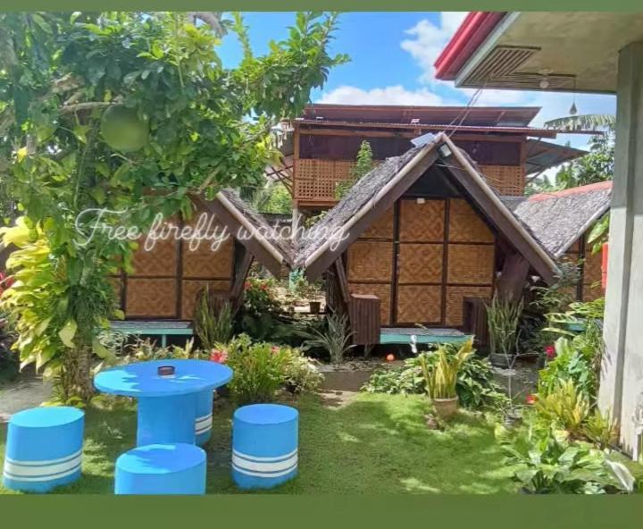 Lhoyjean Garden Hostel Batuan 외부 사진