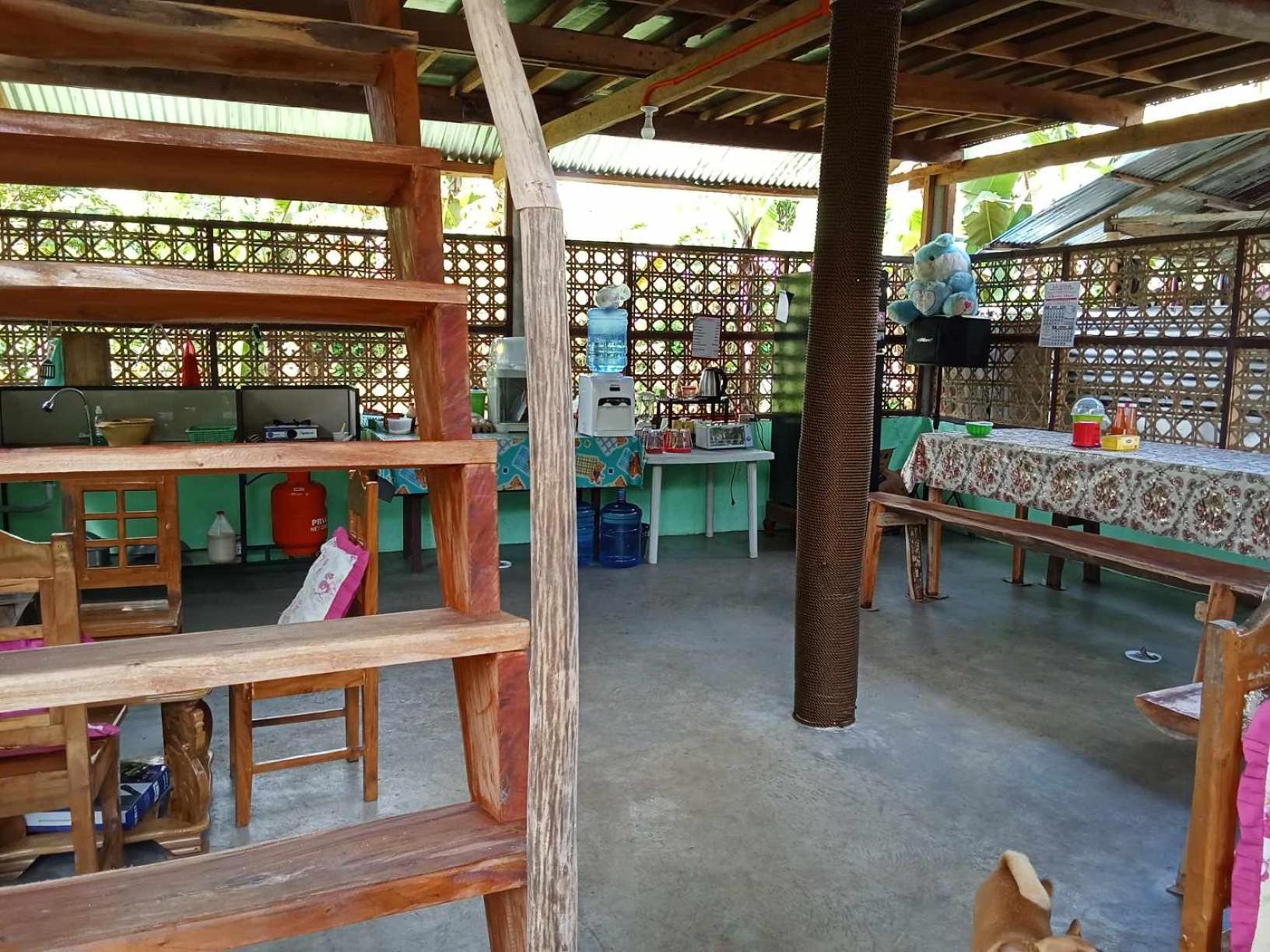 Lhoyjean Garden Hostel Batuan 외부 사진